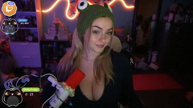 Full leaked Haymartinn private photo