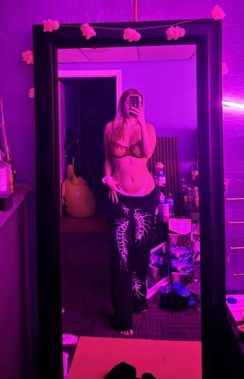 Full leaked Haymartinn private photo