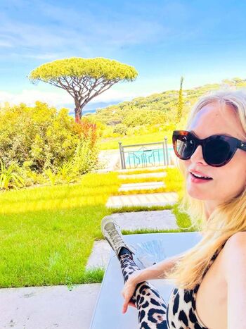 Full leaked Heather graham private photo