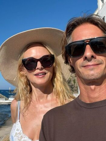 Full leaked Heather graham private photo