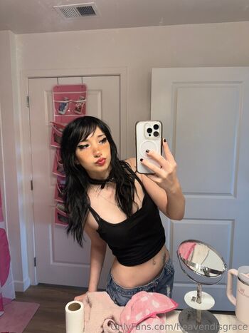 Full leaked Heavendisgrace private onlyfans photo