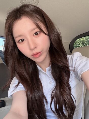 Full leaked Heejin private photo