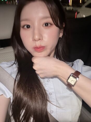 Full leaked Heejin private photo