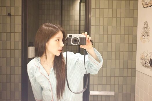 Full leaked Heejin page private photo