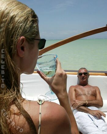 Full leaked Heidi klum  page private photo