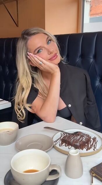 Full leaked Helen flanagan private photo