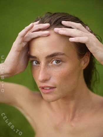 Full leaked Helena hall page private photo