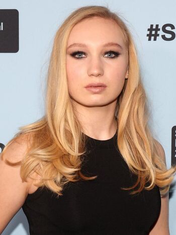 Full leaked Helena zengel private photo