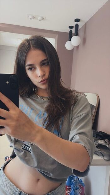 Full leaked Helin elveren private photo