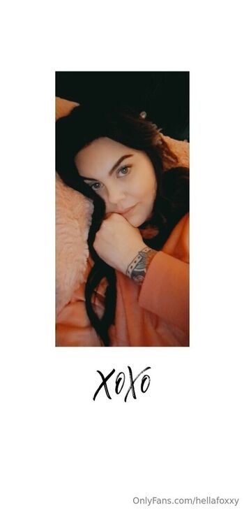 hellafoxxy