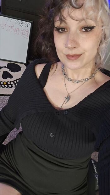 Full leaked Helloneptune private photo