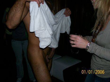 Full leaked Hen party private photo
