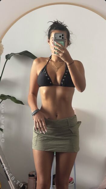 Full leaked Henna private photo