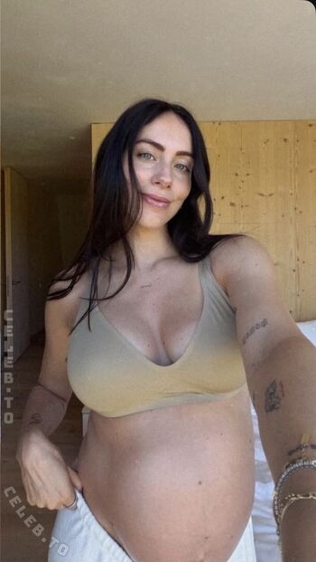 Full leaked Herstoryfeed private photo