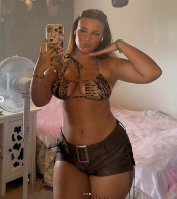 Full leaked Heyitsjules page private photo