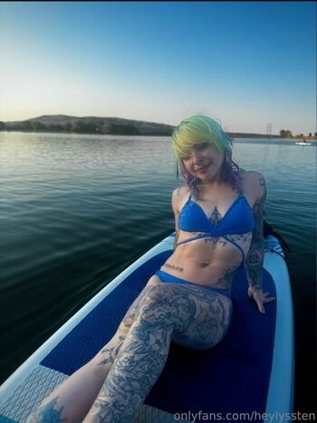 Full leaked Heylyssten private photo