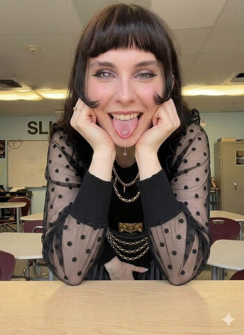 Full leaked Heymissteacher  page private photo