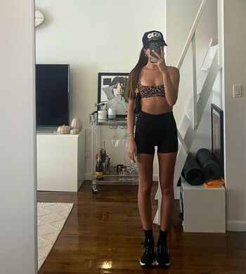 Full leaked Heymoll private photo