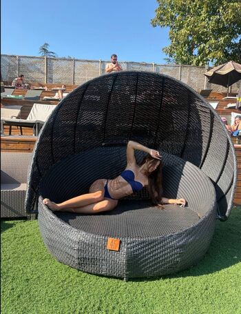 Full leaked Heyselova private photo