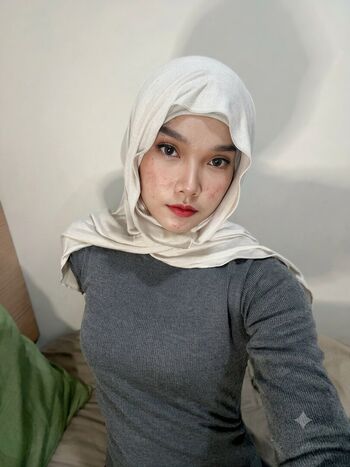 Full leaked Hijab soffia page private photo