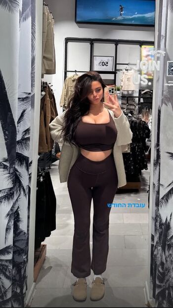 Full leaked Hilaluu private photo