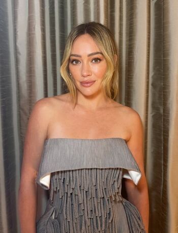 Full leaked Hilary duff private photo