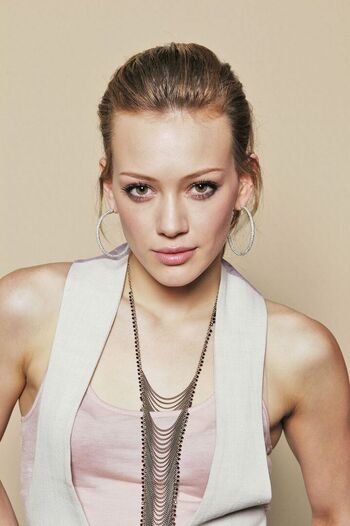 Full leaked Hilary duff private photo