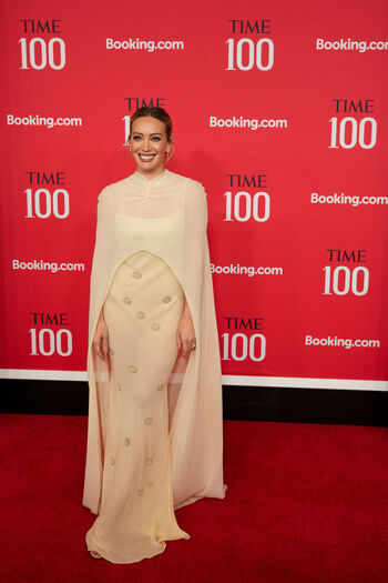 Full leaked Hilary duff private photo