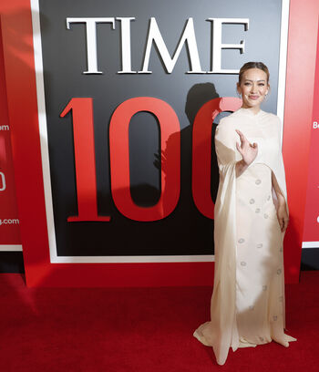 Full leaked Hilary duff private photo