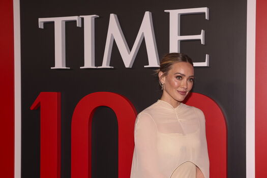 Full leaked Hilary duff private photo