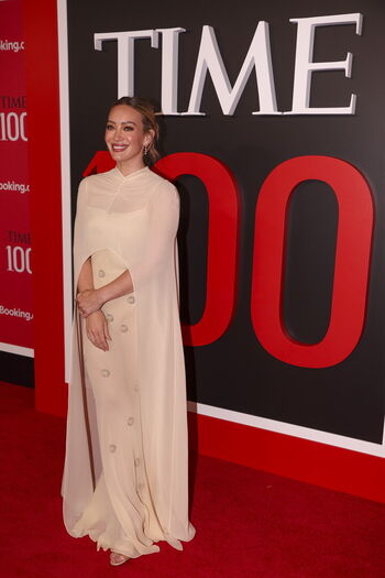 Full leaked Hilary duff private photo