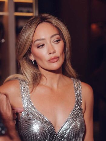 Full leaked Hilary duff private photo