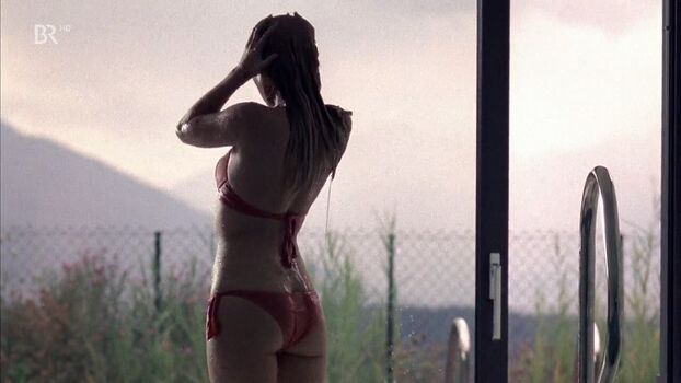 Full leaked Hilde dalik private photo