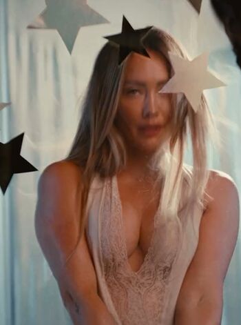 Full leaked Hillary duff private photo