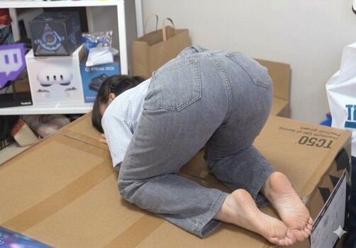 Full leaked Hinas private photo