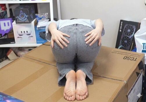 Full leaked Hinas private photo