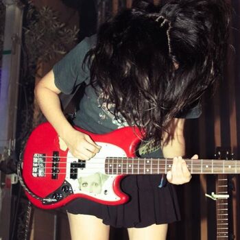 Full leaked Hinds private photo