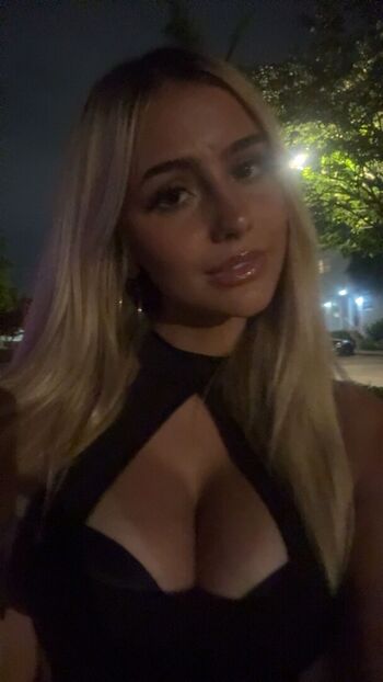 Full leaked Hippicam  page private photo