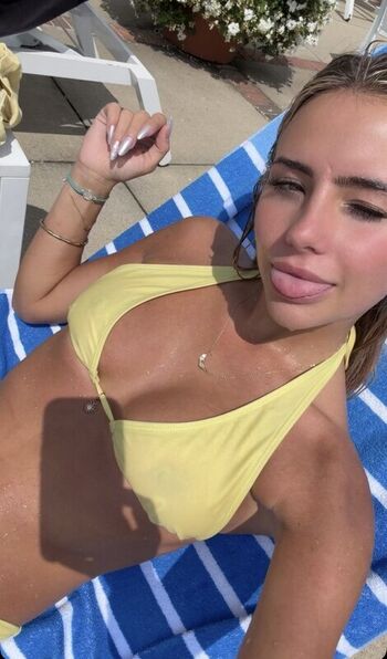 Full leaked Hippicam page private photo