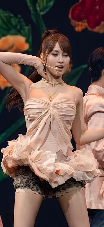 Full leaked Hirai momo private photo