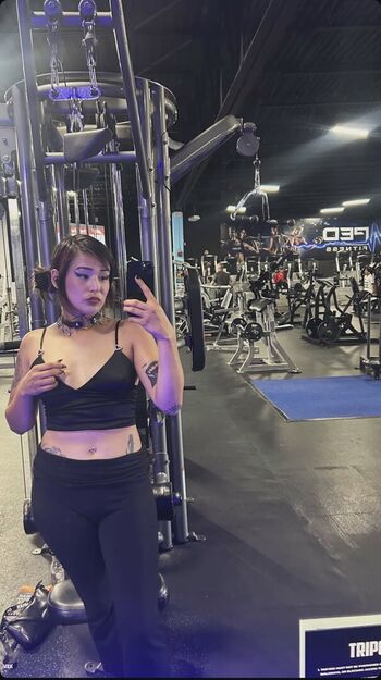 Full leaked Hispanic  page private photo