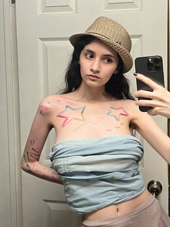 Full leaked Hispanic private photo