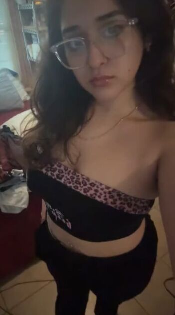 Full leaked Hispanic private photo