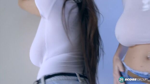 Hitomi Tanaka