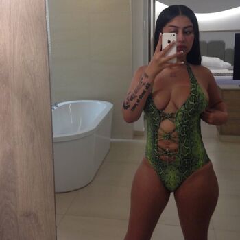 Full leaked Holaliz private photo