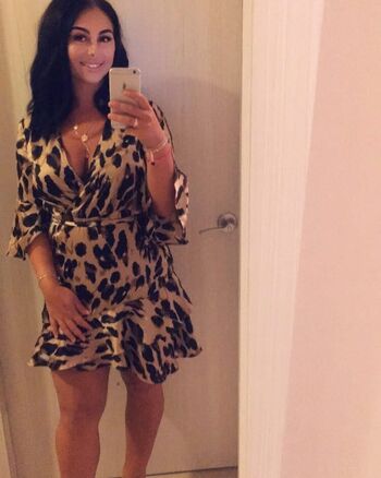 Full leaked Holly louise private onlyfans photo