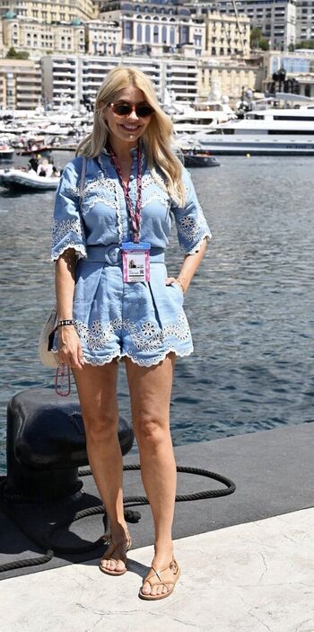 Full leaked Holly willoughby page private photo