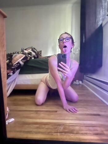 Full leaked Holybunnyxxx private photo