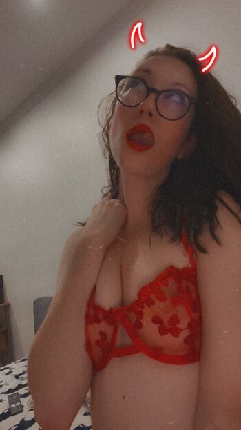 Full leaked Holybunnyxxx private photo