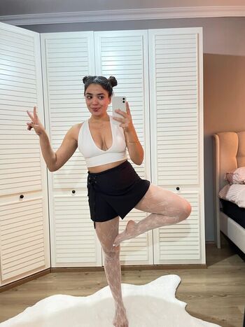 Full leaked Homemaking private photo